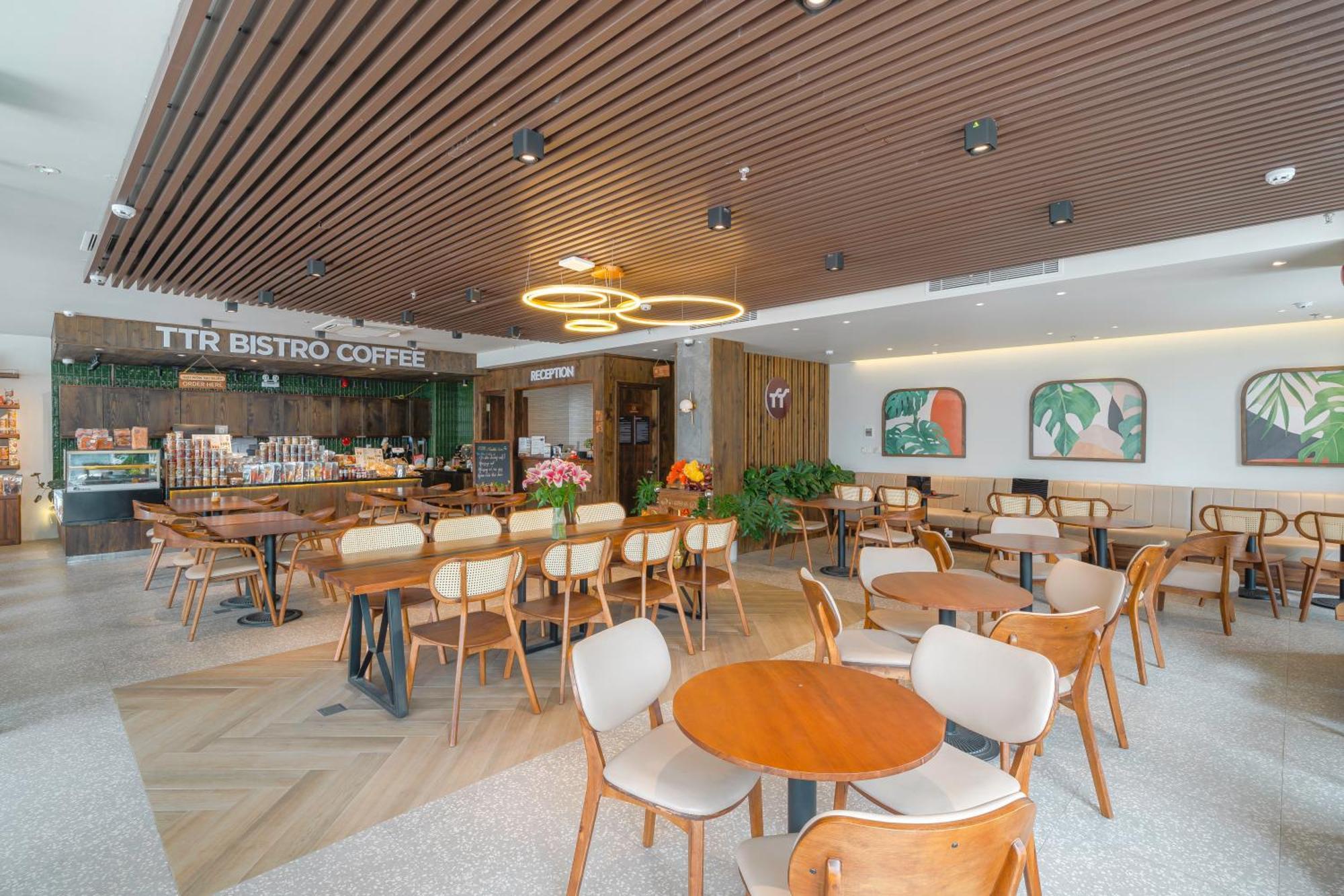 Ttr Central Apart Hotel Да Лат Екстериор снимка